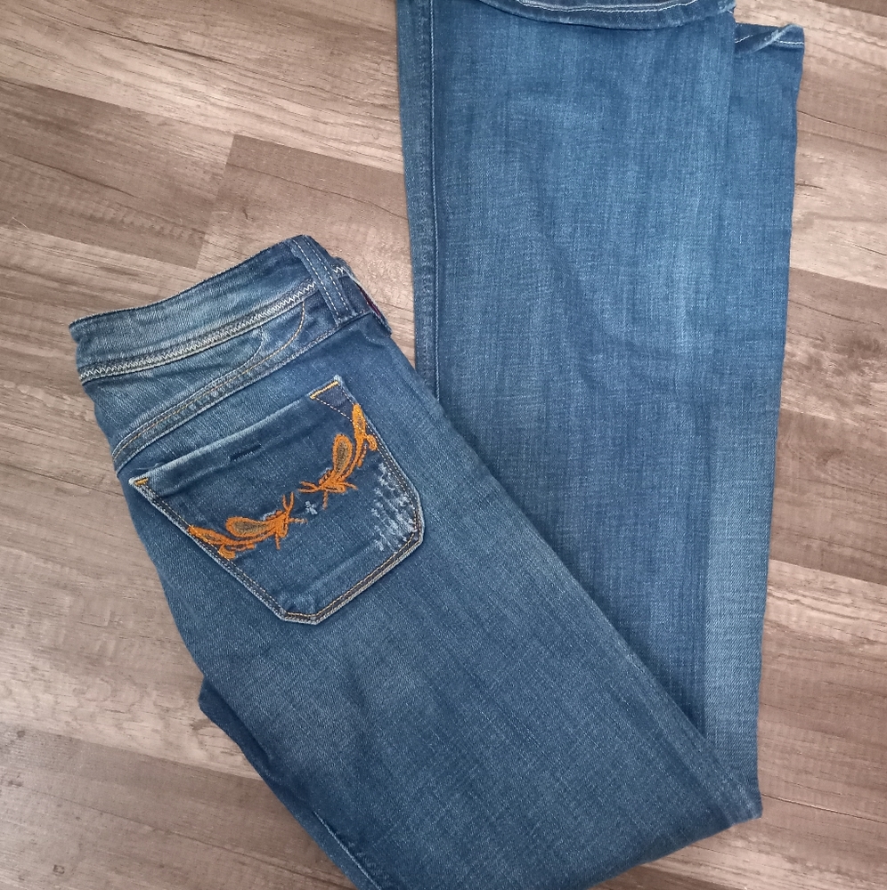 Deisel Blue Embroidered pockets Jeans Lowkyb.c 24 x 32